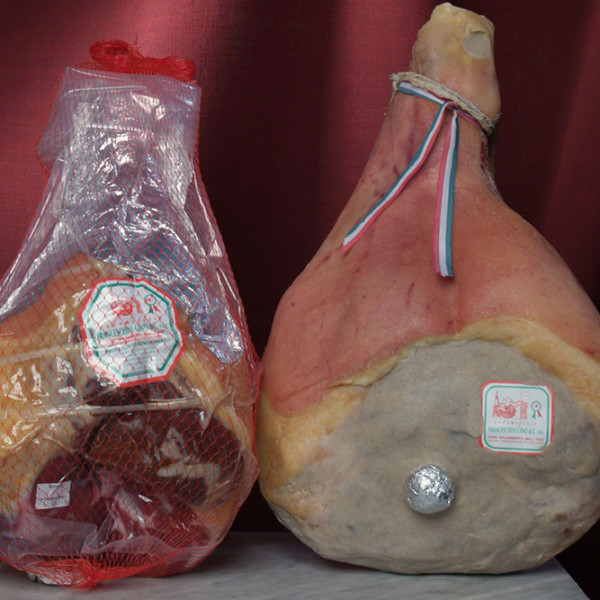 Vendita prosciutto stagionato di Parma